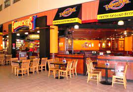 Fuddruckers Restaurant  